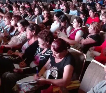 ambientepba's tweet photo. 400 #docentes aprenden #EducacionAmbiental en Lomas de Zamora. Capacita la Provincia desde @opds_gba y @BAeducacion con @acumarriachuelo https://t.co/lknttOLyaK