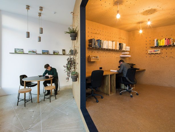 Selencky Parsons <a href="/SelenckyParsons/">Selencky Parsons</a> created its own south London studio from scratch onofficemagazine.com/interiors/item… #architecture #studio #interior