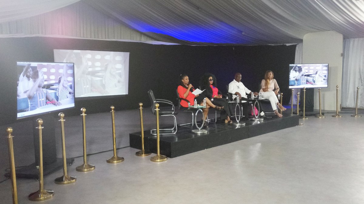 SuperPolus's tweet photo. "La @RTI_Officiel va avoir une quinzaine de production en 2017" -@sandra_coul #ConfPresse Présentation des nouvelles Prod. et Coprod. https://t.co/BRqjiY0DxG