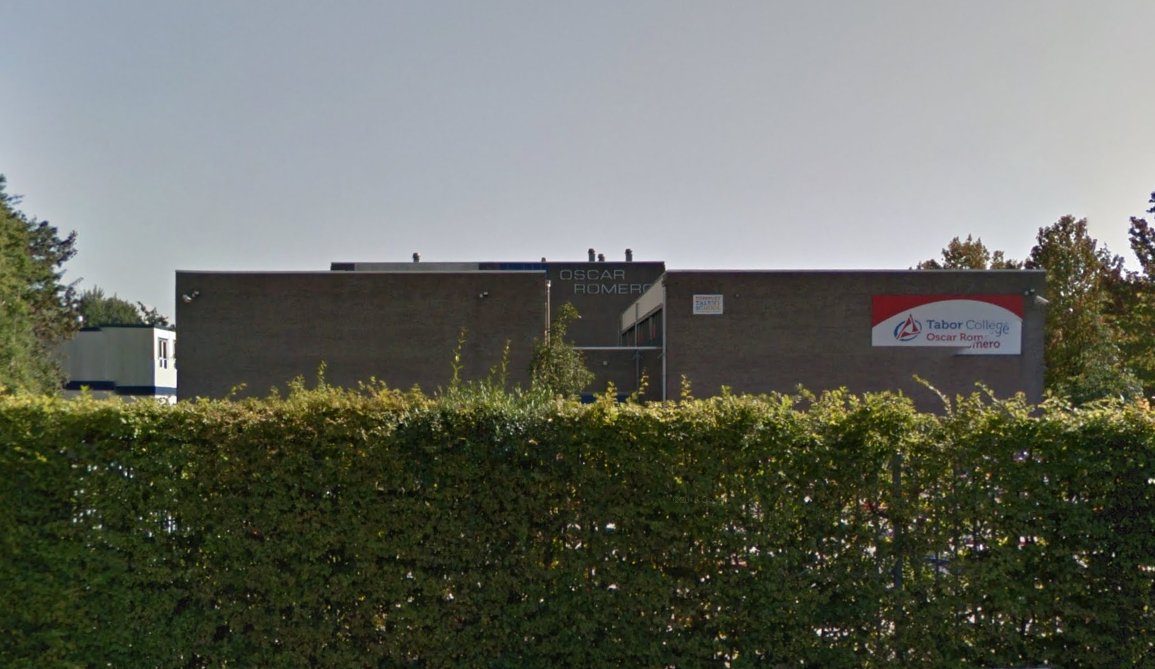 onswf_nieuws's tweet photo. #Datalek #Hoorn Gegevens leerlingen Oscar Romero op straat terecht gekomen #update met reactie school

https://t.co/TwOMFNvriU https://t.co/fW4W02zsb0