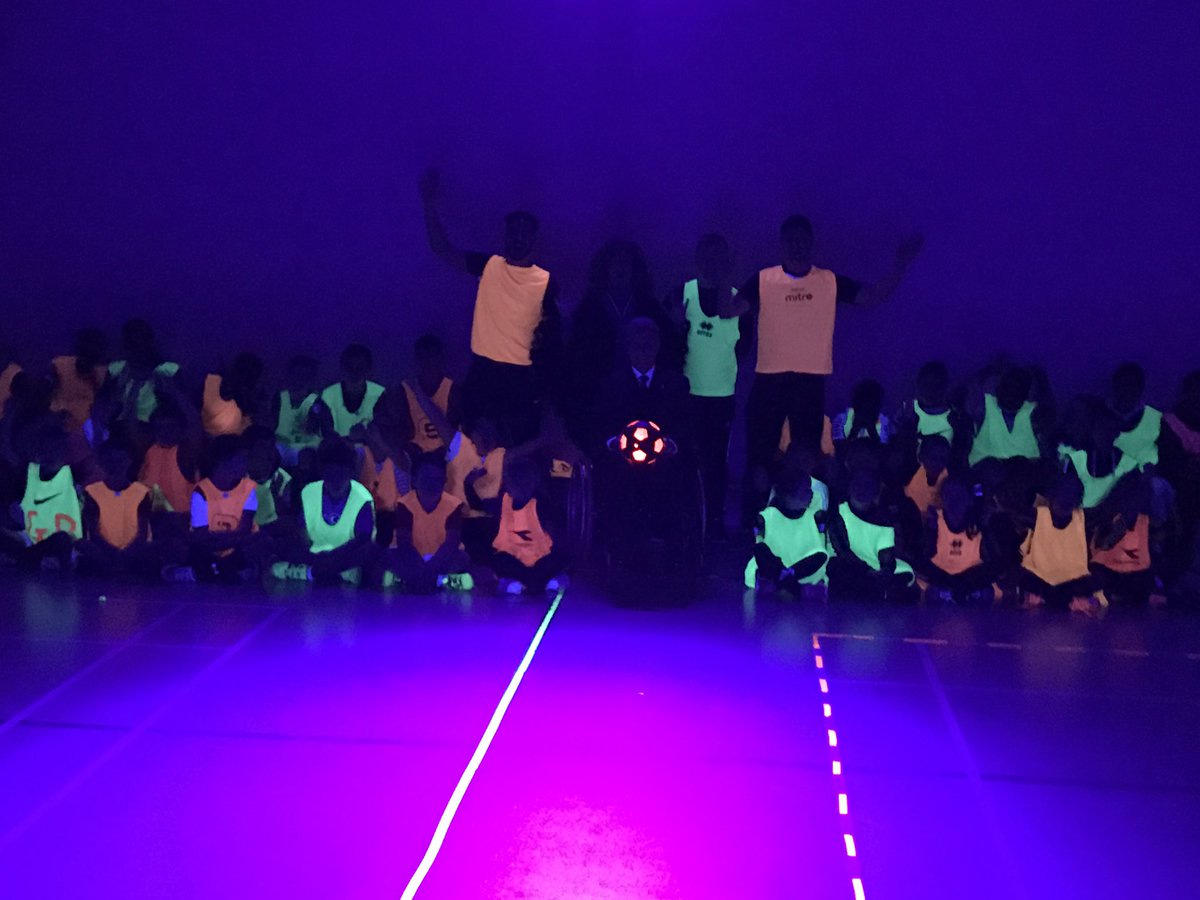 RisingStars1974's tweet photo. It was a pleasure meeting @CotswoldLadyB &amp; His Lordship at @GlowGloucester activity with @communitytigers #Thankyou for your support https://t.co/WGH1NL5LKC