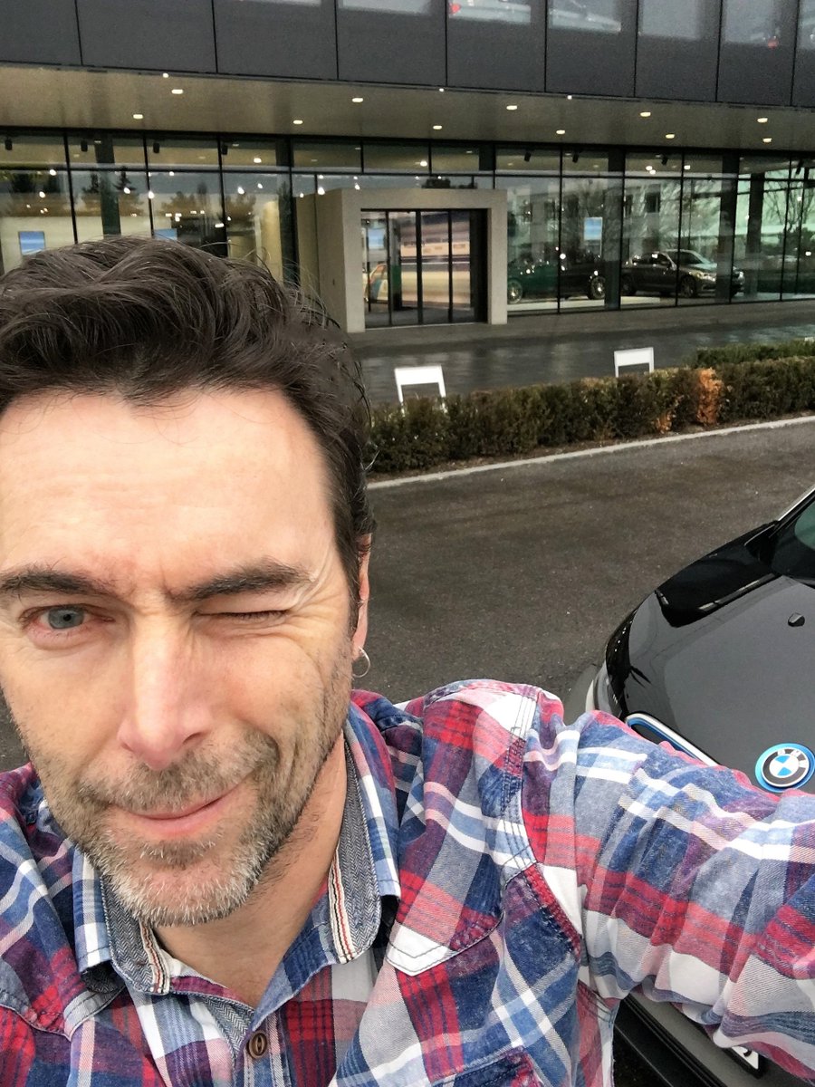 agencetrio's tweet photo. Être un des 150 élus du programme #greenclasscff: la classe! Durant 1an, le CEO de l'@agencetrio testera le trio:train+vélo+auto électrique! https://t.co/U2TG1Lext7