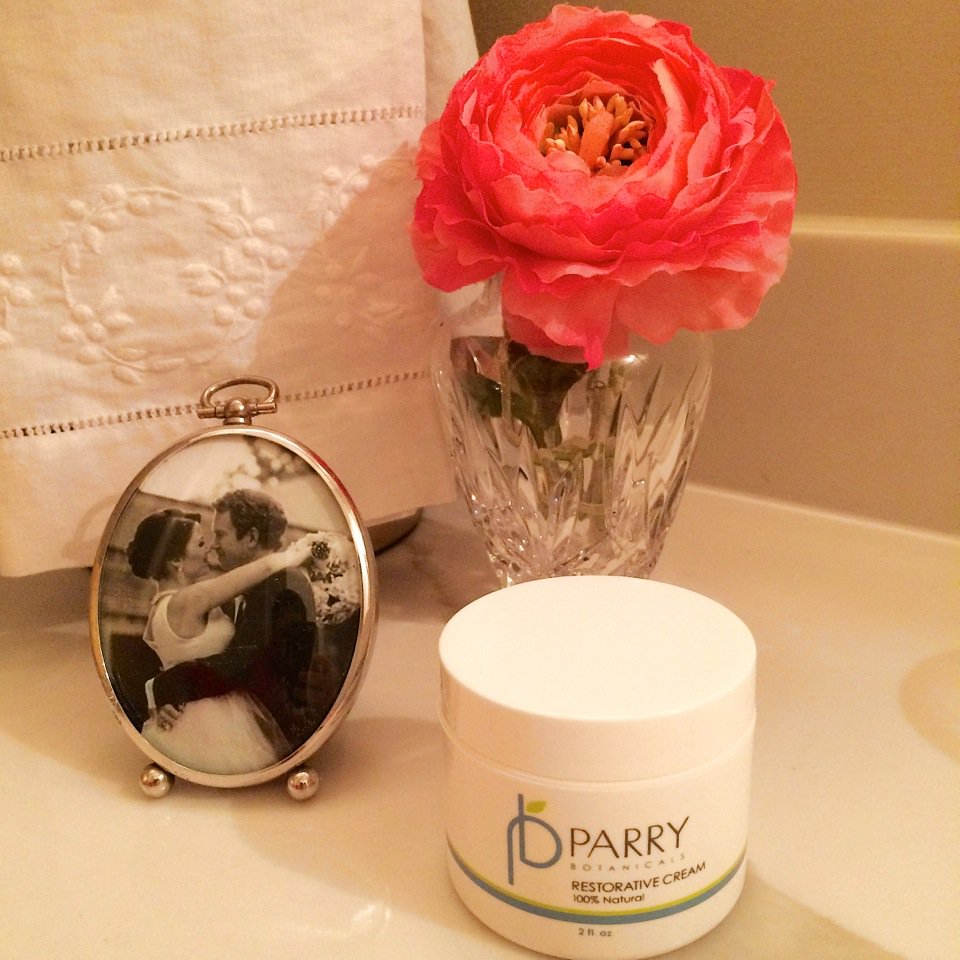 ParryBotanicals's tweet photo. Happy Valentine's Day! Hope you get to spend it with someone special. #allnaturalbeauty #parrybotanicals #lovelyskin https://t.co/aRHan4j5iK