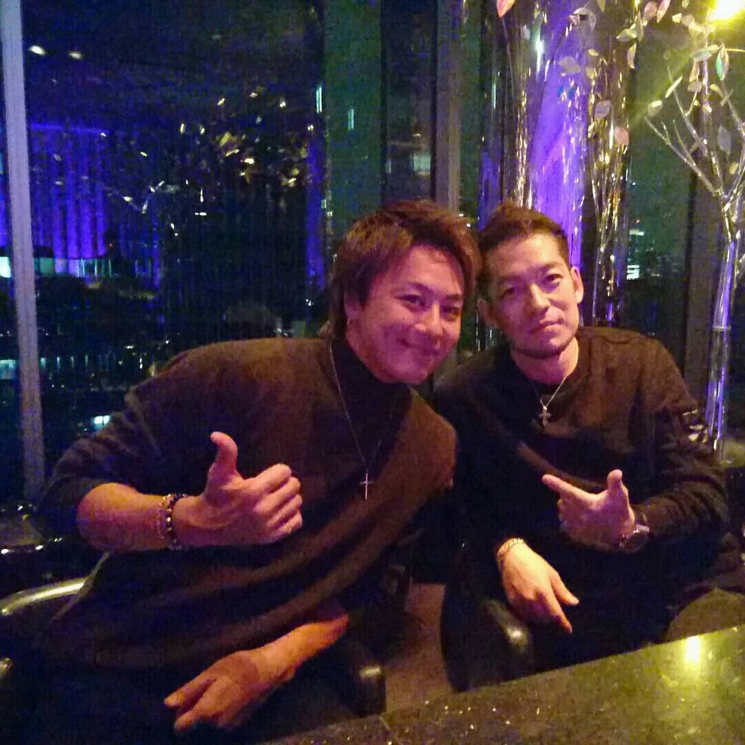Y_tetsuile's tweet photo. ホントATSUSHIのDVDやべーなw

でもTAKAHIROの気持ちは分からんけど寛大な心で許可してくれて、TAKAHIRO自身もEXILEのファンでEXILEになったわけだし会場にいて欲しかったなーw

2年後のEXILE復活が楽しみw
そしていつか3人で！！
#EXILE https://t.co/kSUYLqyvB4