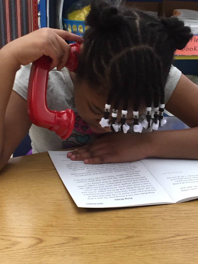JessWilliamsPLV's tweet photo. Whisper Reading using Whisper Phones! #polarpride #PLVbear https://t.co/XhB4AqZ8Mr