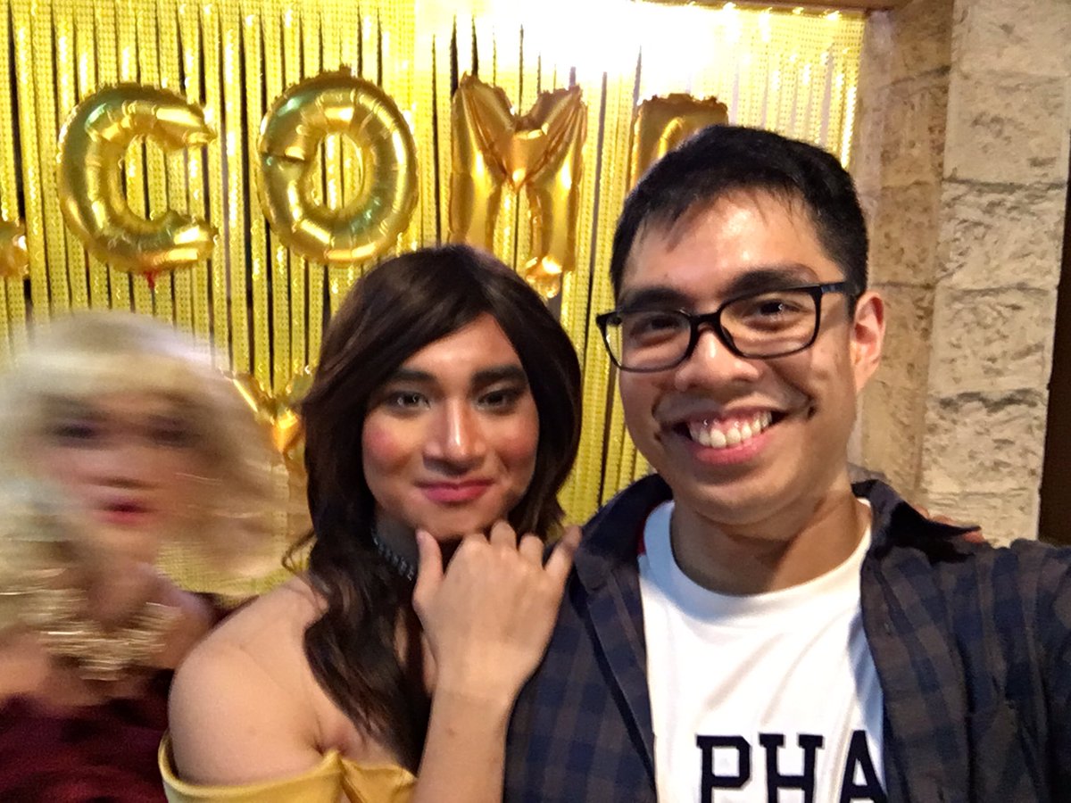 OhWellFidel's tweet photo. Bigla kasi sumingit si @YasJessie sa pic kaya ayan #ghosteffect https://t.co/eVXhc0MQSc