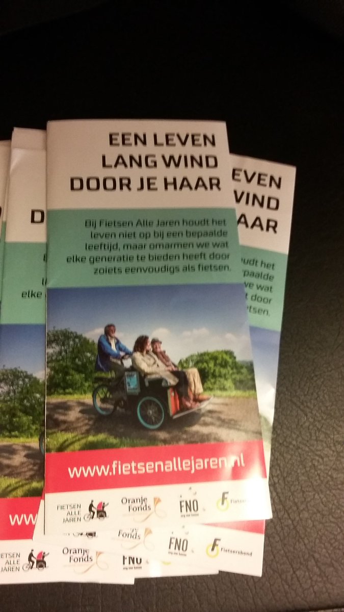 VersaTukkie's tweet photo. @FaJ_Hilversum  feestelijke opening  @ericvanderwant in beweging -wind door je haren- dankzij financiele input partners https://t.co/ZzVlZnIKBm
