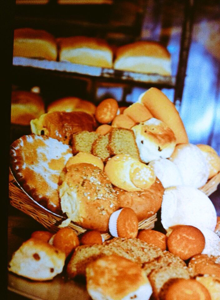 Call into <a href="/SuperValuIRL/">SuperValu Ireland</a> Tuam this Friday &amp; Saturday and get a taste of our bread from #coolestplaceontheplanet #coolestbread #foodacademy