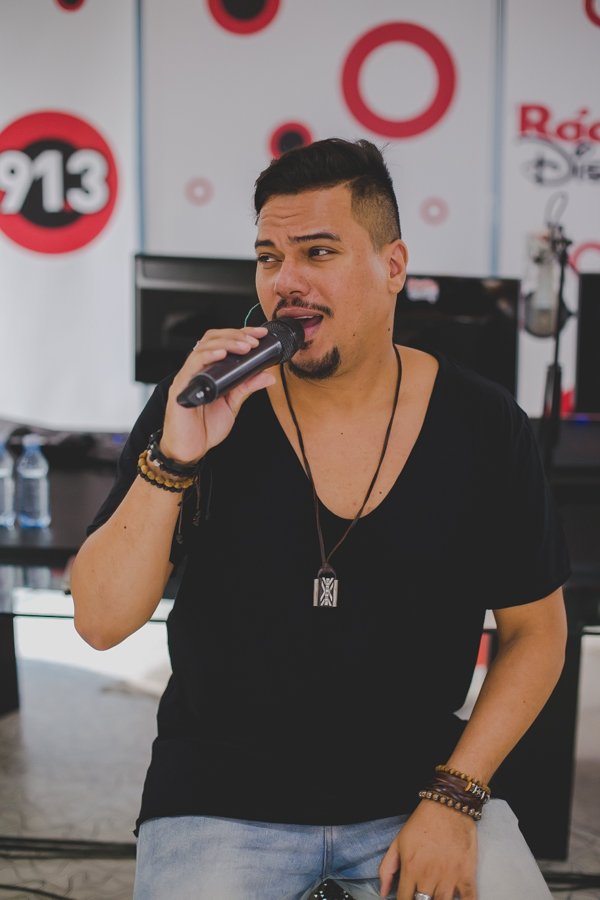 RadioDisneyBRA's tweet photo. Vc tbém pode curtir um pouco da passagem do Bruno do @sorrisomaroto pelo nosso Instagram Stories (Radio Disney Brasil) 📱 #SorrisoMarotonaRD https://t.co/BICXZ6dTPm