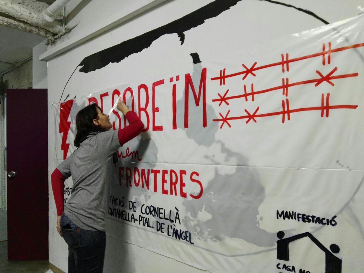 ateneucornella's tweet photo. Preparant-nos per la manifestació del proper dissabte. Sortim 18-F desde RENFE de #KNY 15:00h #TrenquemFronteres #Desobeïm https://t.co/CJypx7fhhp