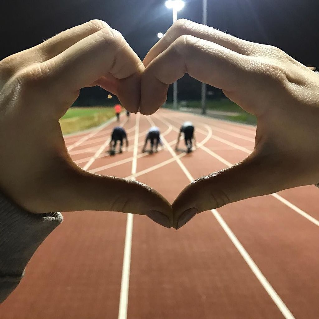 KingsAXC's tweet photo. Happy Valentines Day from King's Athletics โค๏ธ๐ #TrackIsBae https://t.co/kQVIdKKBHH