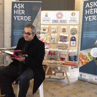 Bu gün Ortaköy Yetimhanesi'nde kitap okuduk, dostlarımızı ağırladık. İlk misafirimiz Ragıp Ertuğrul, kitabı Soytariçe'ydi. #yaşatmakaşktır