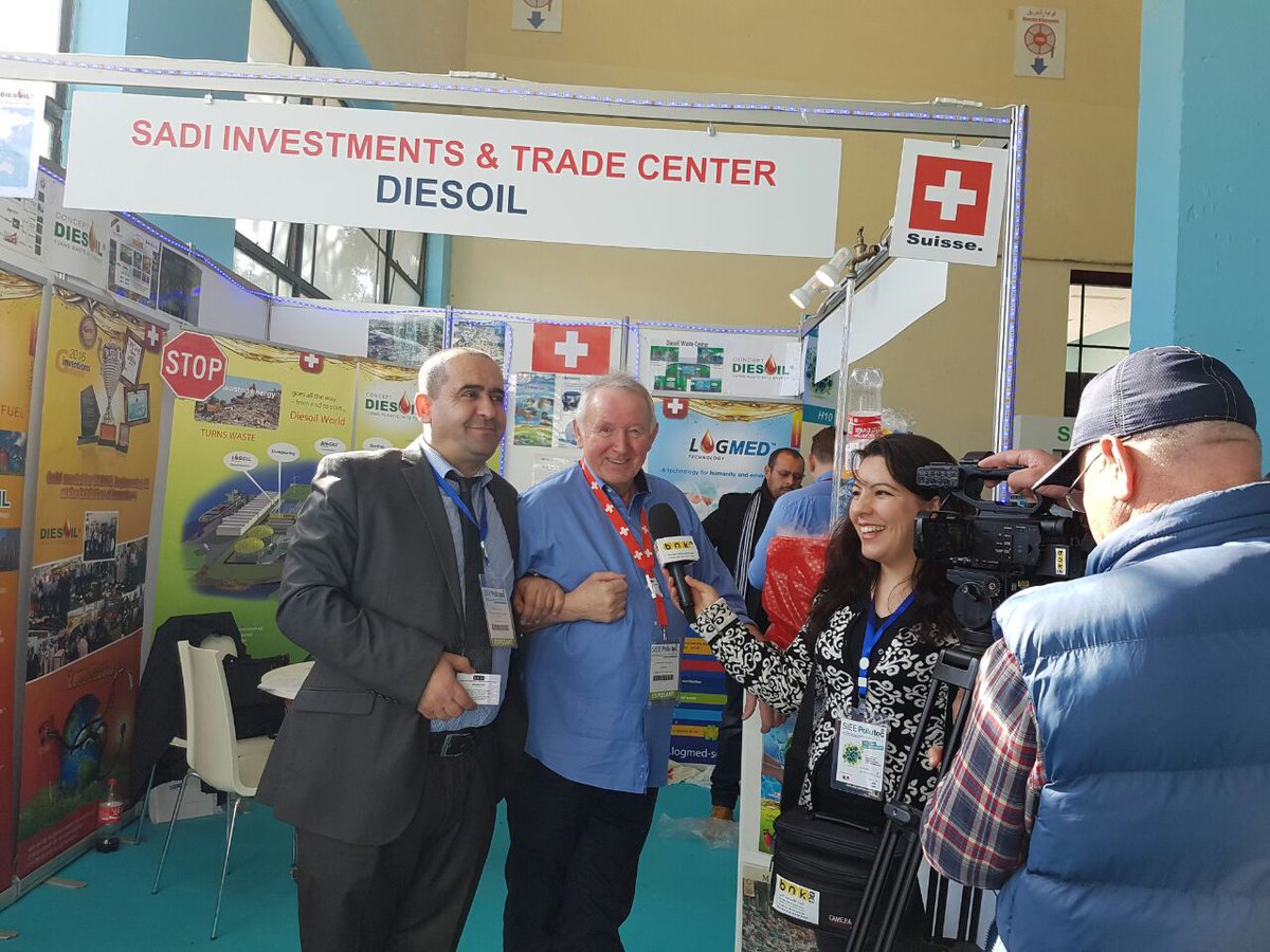 DiesoilConcept's tweet photo. Les interviews se succèdent au stand #diesoil, les médias s'intéressent de prêt à nos technologies  #LogWater #LogSolar  @SIEEPollutecAlg https://t.co/tnL7fvGXXg