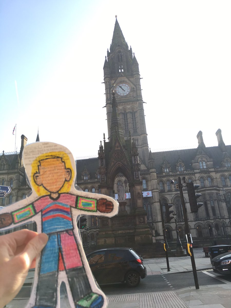 showmemcr's tweet photo. #flatcharlotte has seen #manchester town hall, central library, her friend's school field &amp; @OOTBFish 👍🏼
@dseiggel @scampbellkenny @kandrew https://t.co/21XxMibIZN