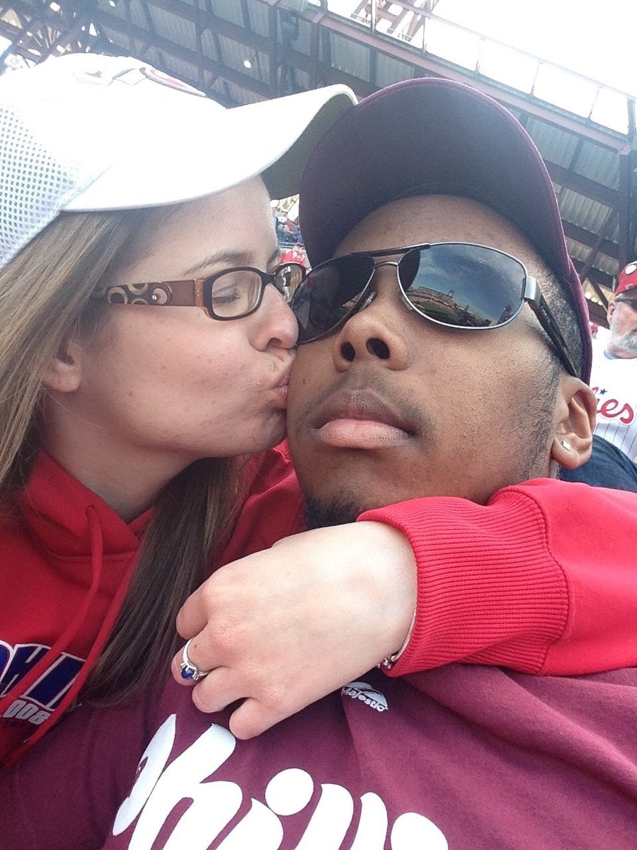 devinntoughill's tweet photo. #WeMetOnTwitter she was 25, I was 19. N were still doing our thing 😍 #TrustTheProcess https://t.co/LLiG0u3hyV