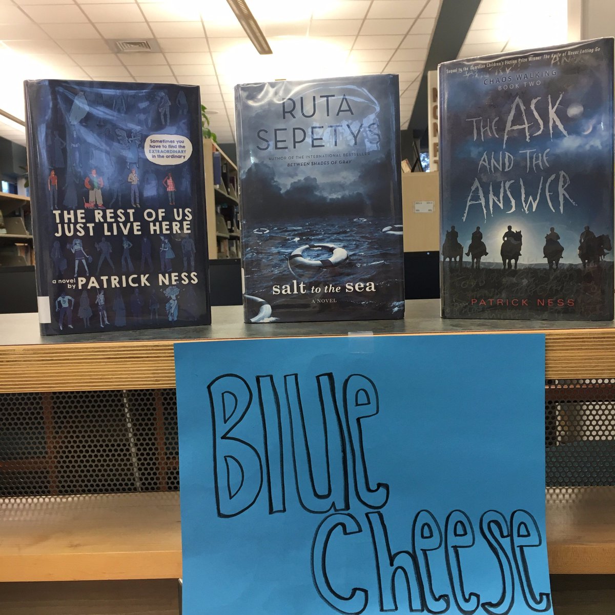 TMHS_Library's tweet photo. @tmhsSpirit #TMHSKindness2017 Library celebrates salad dressing day for spirit week! February 15 https://t.co/ToVqRf7As8