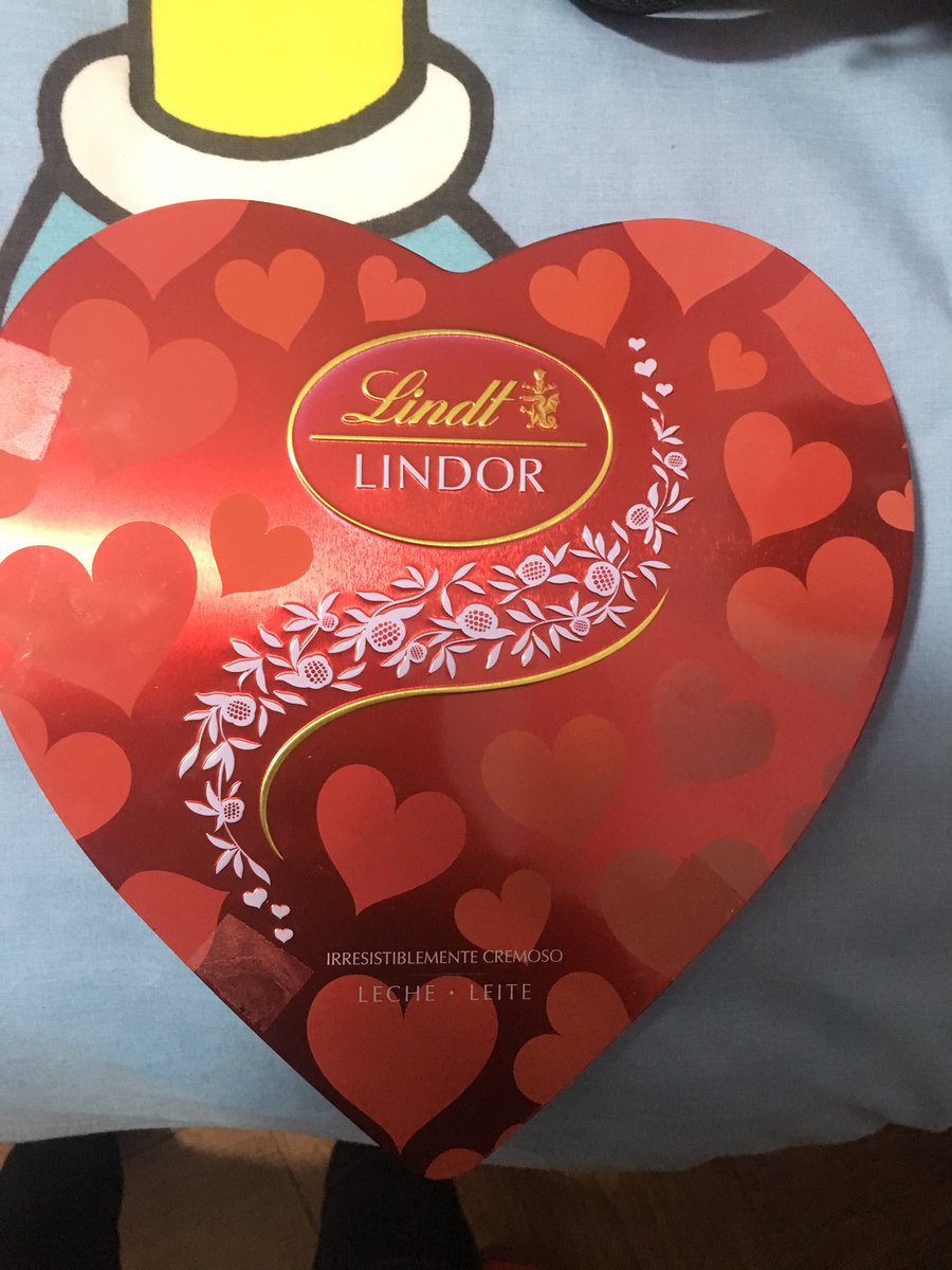 AlbaNieto_'s tweet photo. Confirmamos que este es el mejor san valentin de la historia?!?!?? Confiarmamos😱😍 https://t.co/3fOLZD0pcp