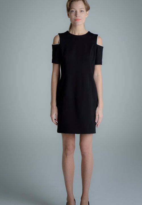KanjanaDesigns's tweet photo. Update your go-to LBD for #spring with our Railay Cut-Out Shoulder Dress. https://t.co/Vvy68MVwXx
#kanjanadesigns #springisalmosthere https://t.co/1ic8eXqaQt