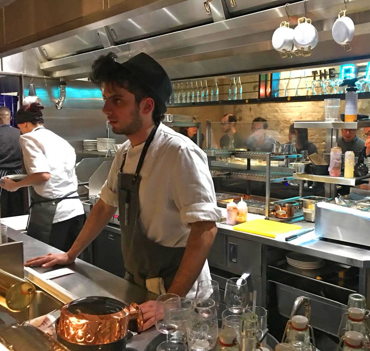 NotaBeneGlobal's tweet photo. The Barbary in London's Covent Garden has such great energy and delicious food too #bardining #londonlifestyle #TheBarbary #CoventGarden https://t.co/zwKtsic1ln