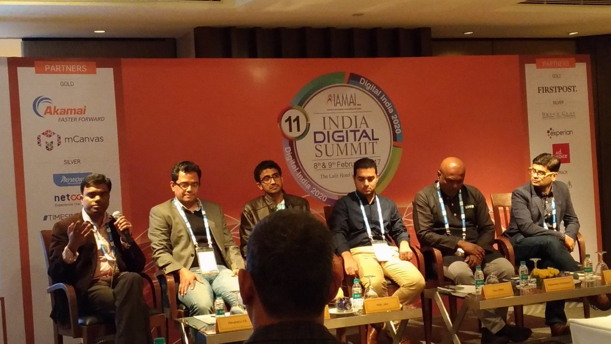 itzeazy achieving new heights- sharing dais with top bootstrapping startups of India during 11th India digital summit