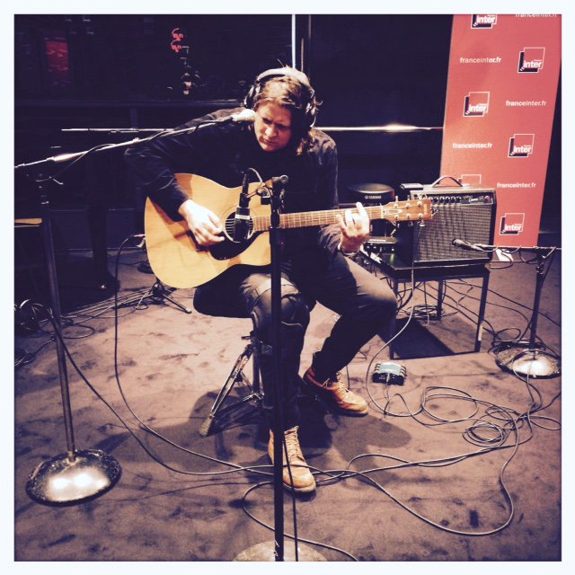 Les balances de ROVER avant le live de ce soir dans #NRVfi @ValliBuds <a href="/Cinq7/">Cinq7</a> <a href="/JenniferHavet/">Jennifer Havet</a> @SonnyLeggylen