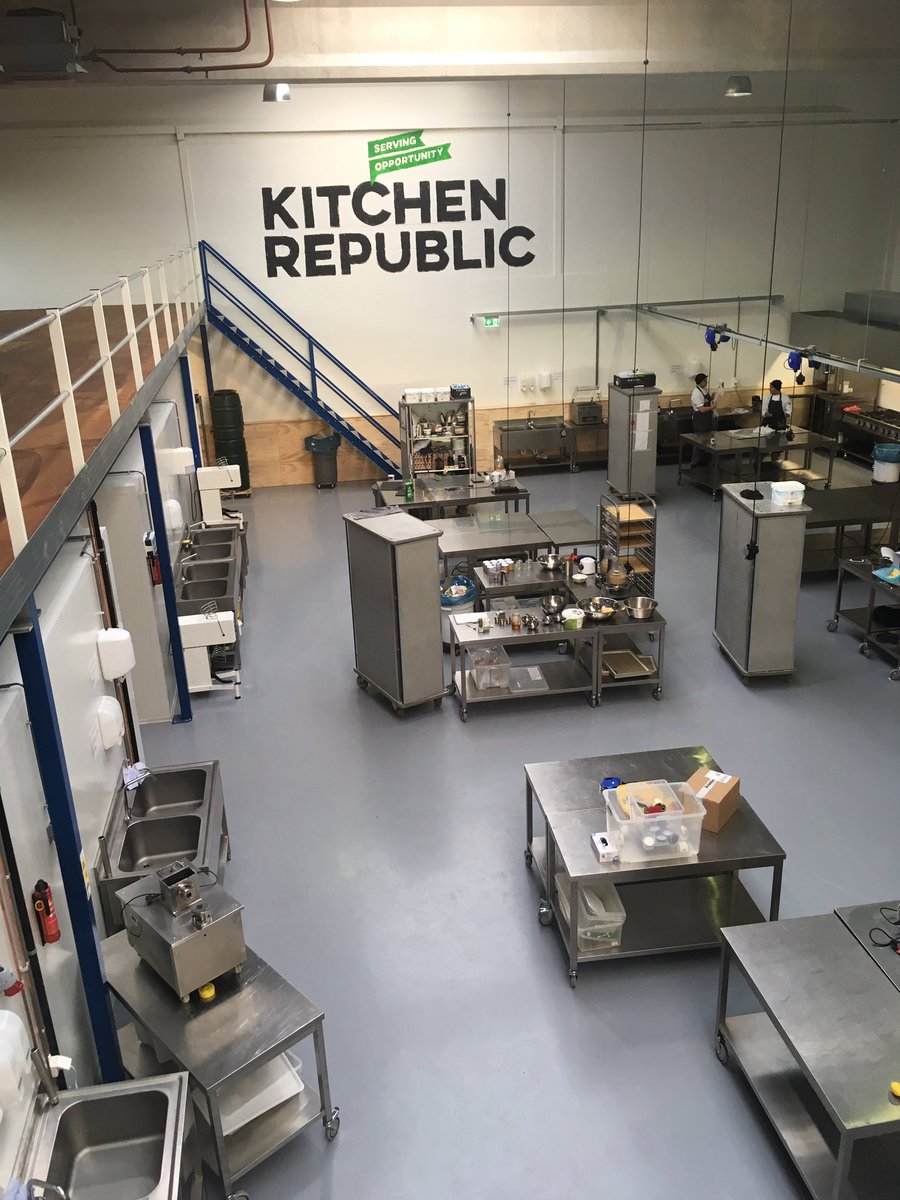 svanderpijll's tweet photo. Prachtige keuken bij #kitchenrepublic Inspiratie en ondernemerschap https://t.co/TboDwGrs23