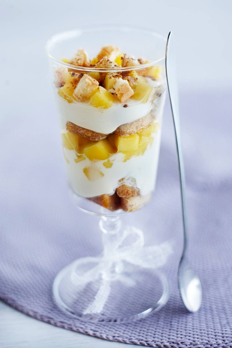 VALENTIJNSRECEPT! Verwen je familie, vrienden, geliefde met mijn 'Liefdevolle tiramisu met mango'. Ga nu naar onze FB-pagina voor 't recept!