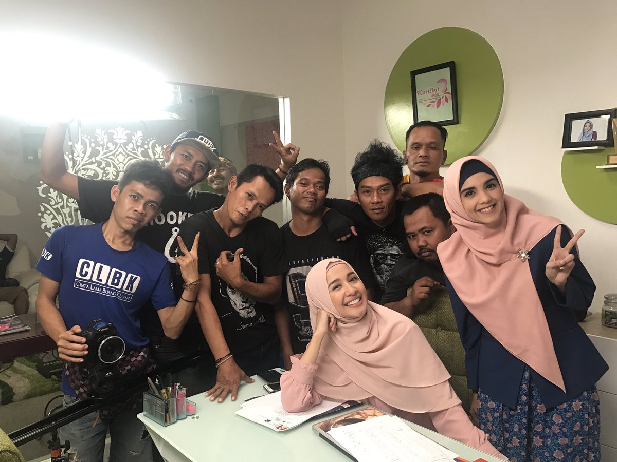 on set #hijabers2