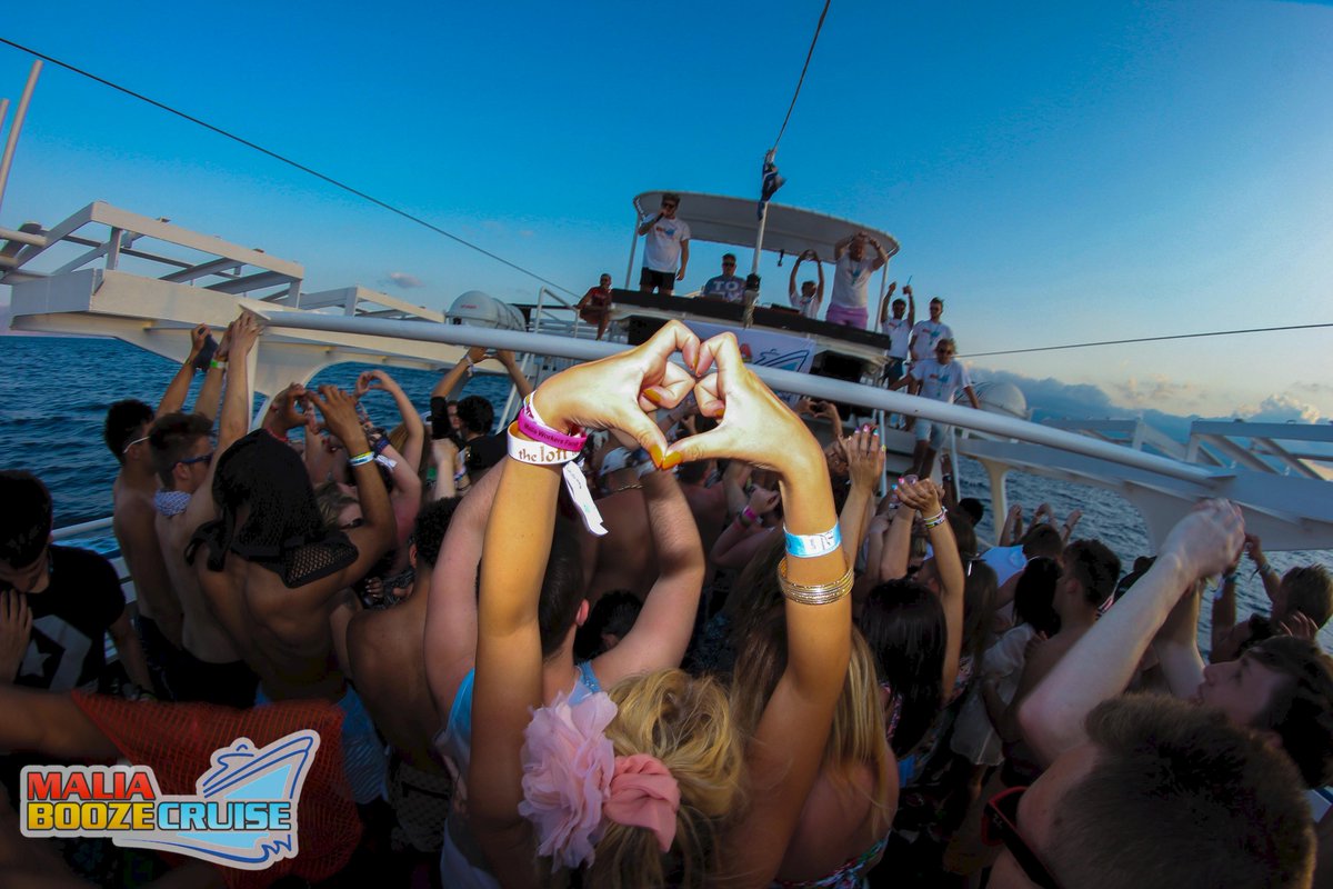 PartyHardTravel's tweet photo. Float their boats this #Valentines and book with us to get the best holiday and event packages this summer 💗🚢 https://t.co/m9rBlKbE3U https://t.co/GqbXeX3LB6