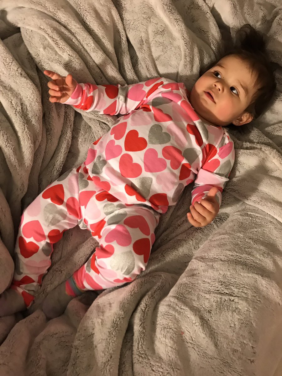 chloe_mixon's tweet photo. My little valentine ❤ https://t.co/GF7Ky8NCOc