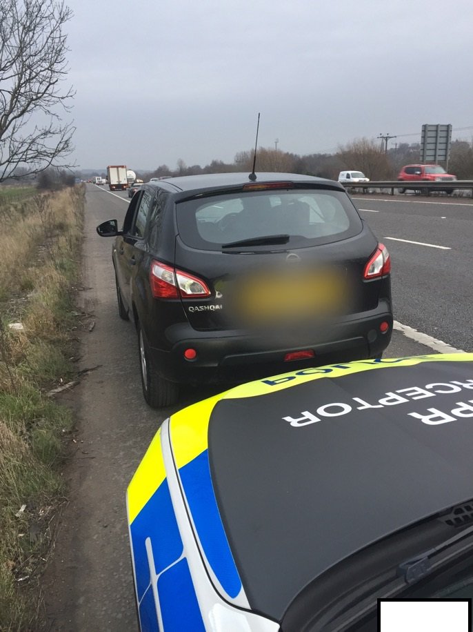 NWmwaypolice's tweet photo. Provisional licence holder. No qualifying passenger. No L plates. On a motorway. And suspected no insurance. Seized #HT34 https://t.co/O1TcBE7XU3