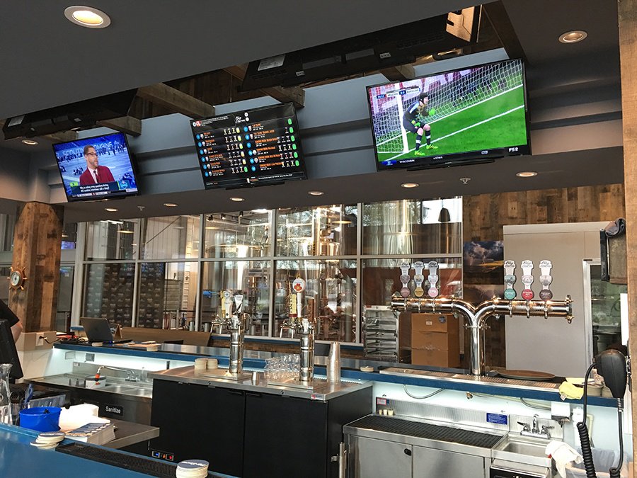 AV_Specialists's tweet photo. The Essential Technologies for Your Sports Bar https://t.co/zfOeDY7D1r https://t.co/OX89d1R2f1