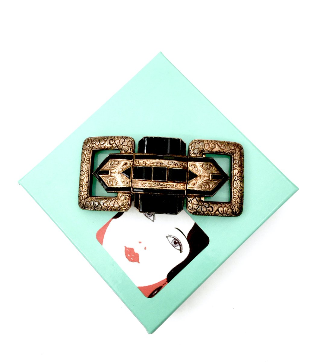 VintageImagine's tweet photo. Art Deco Knoll Pregizer Buckle https://t.co/l3xqBpekoJ via @Etsy #vogueteam #vjse2#etsygifts #vintagejewelry #fashion#plsfollowthx #FebSale https://t.co/xJIGBI5gCH