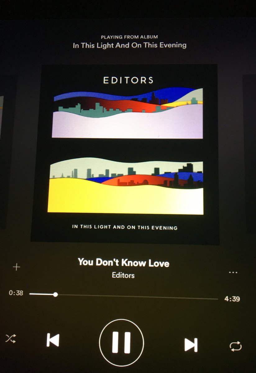 MartincMiles's tweet photo. Never gets old! #Editors #ITLAOTE #Onloud https://t.co/VmNXIIpC2g