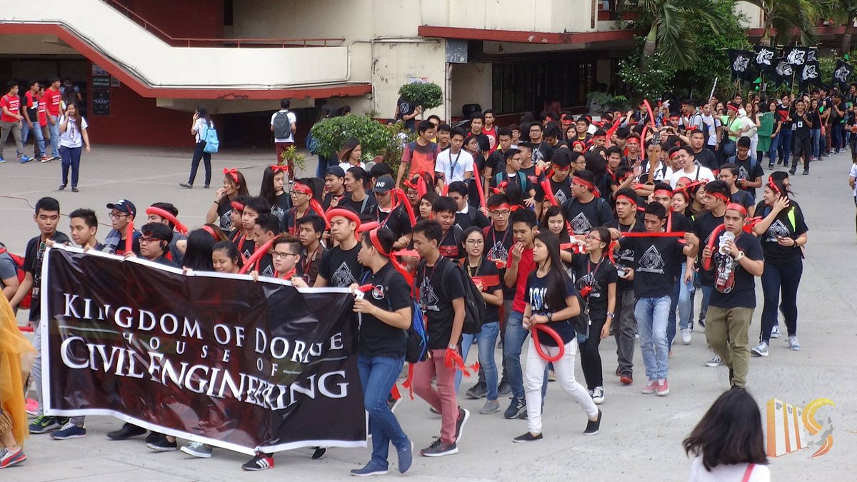 pice_pupsc's tweet photo. Civil Engineering Department walks in the Opening Parade of Engineering Week MMXVII. #BeatTheBeast #LetsGoCIVIL https://t.co/STUFXF3mSC