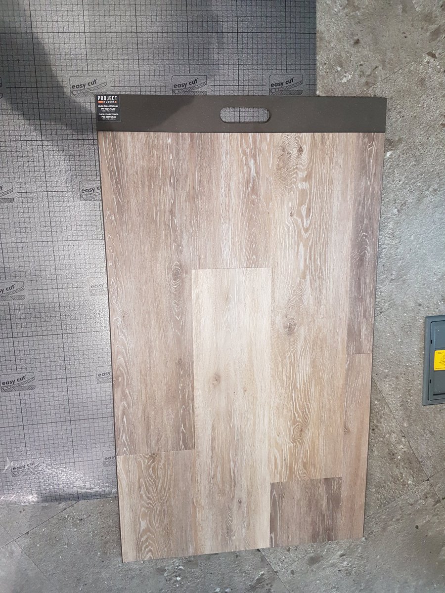 MEinformYOU's tweet photo. Vandaag een #product #training bij @PROJECT_FLOORS voor @Schadebo in o.a de collecties #clickpvc #vloeren Goede dag! ππ https://t.co/fonwrnLhD1