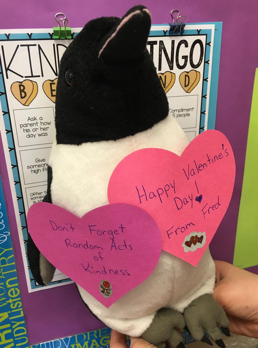 KrisRiffe's tweet photo. Happy Valentine's from @ThePenguinFred #Teamtwain https://t.co/O1O4piWylO