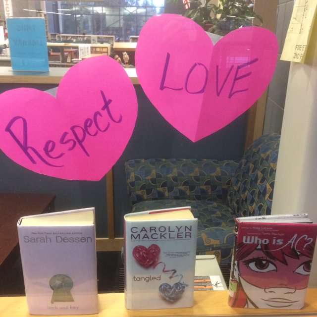 TMHS_Library's tweet photo. @tmhsSpirit @VDay @TMHS_Library #TMHSKindness2017  Show your spirit AND your respect! https://t.co/WDm9yFmxHE
