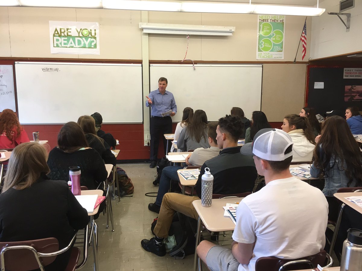 CounselorTHS's tweet image. Chris Spetzler from @DecisionEduOrg is our guest teacher today! #decisionquality #CCRfun @THSColts @THSColtsASB