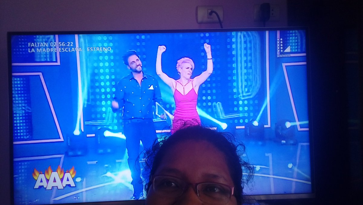EstherS2208's tweet photo. @rodgonzalezl uuuuuyyy x fin llegó el gran día. .los amooooo Rodri y Gigi están espectacular 😱😱😘😘💖#los únicos pioneros.palmas 👏👏👏👏👏👏✌ https://t.co/67byIeDyH7