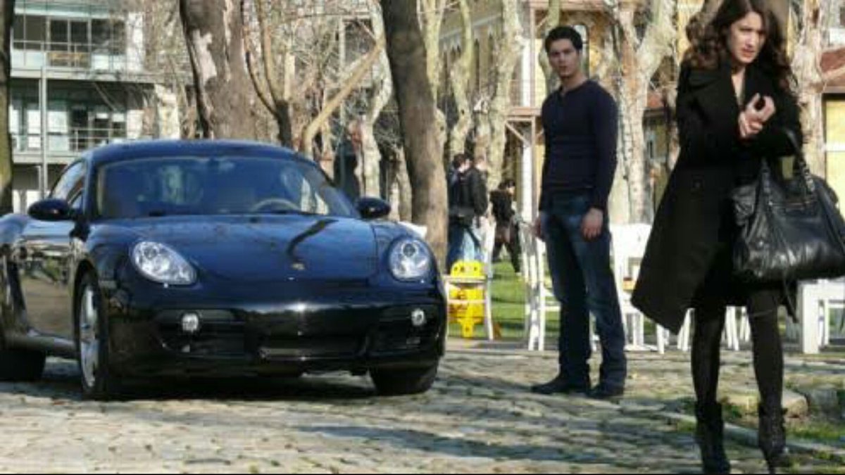 alize1_12's tweet photo. Sevgililer gününüz kutlu olsun 🙌❤ #happyvalentinesday #valentines #samud #femir #manan #arshi https://t.co/r6Q1ncdjDz
