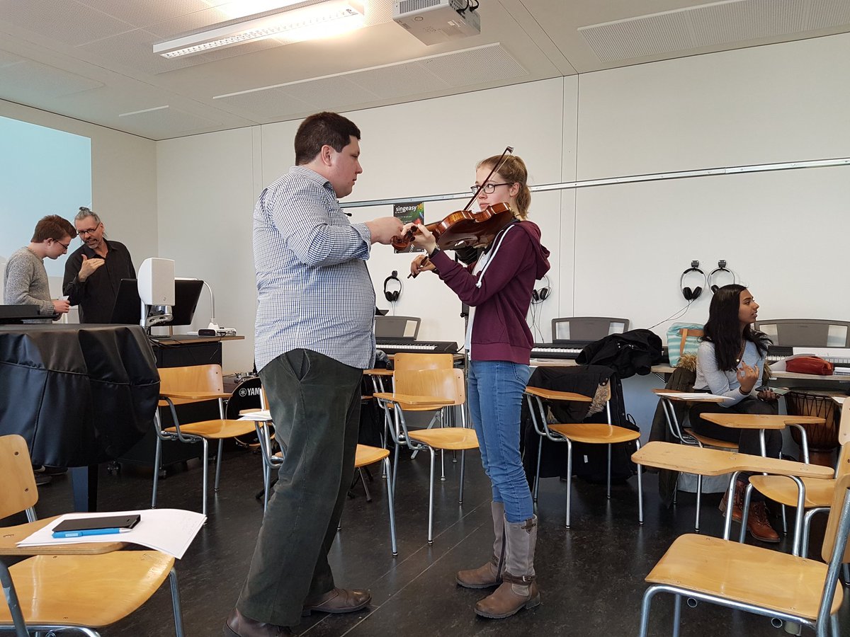 baselcomp's tweet photo. #bccSchoolProject: Some impressions of @VíctorIbarra's visit at the Gymnasium Bäumlihof. What a wonderful double lesson! https://t.co/q5749HJcyY