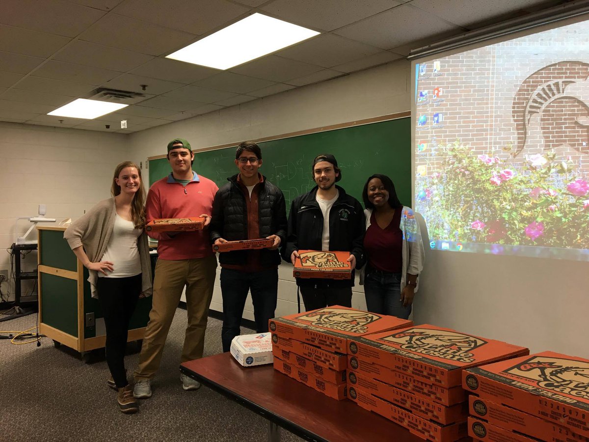 MSUPhiSigmaRho's tweet photo. And special shout out to @TriangleMSU for bringing us pizza last night at chapter in honor of Valentine's Day! https://t.co/0cKrEhMseH