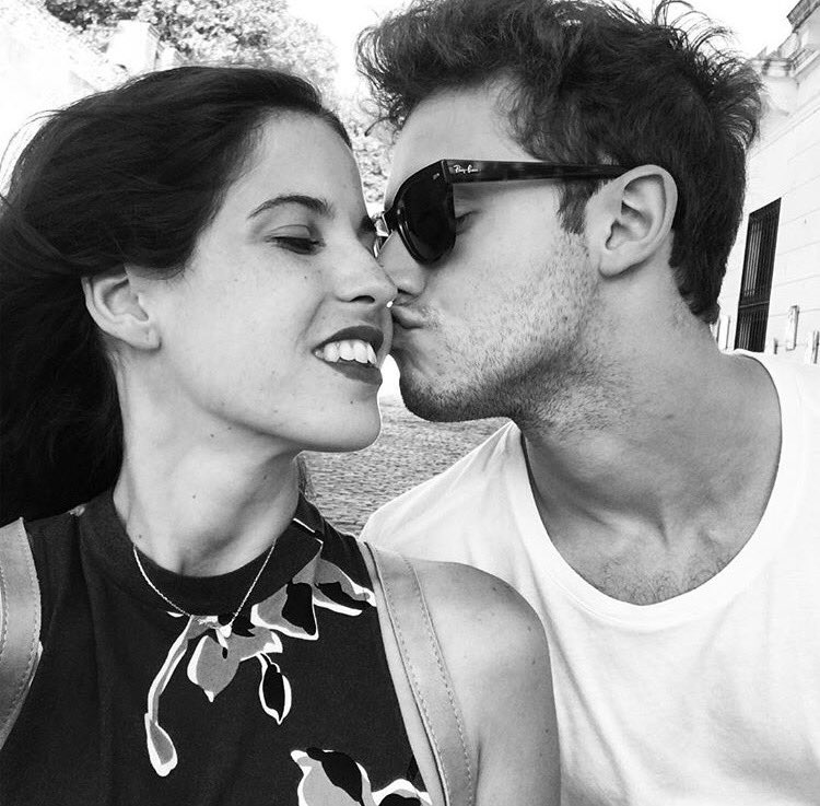 MicaMayorga_O's tweet photo. En el día del amor te celebro a vos que sos lo mejor que tengo, te amo ♥️ https://t.co/36Je9KCo38
