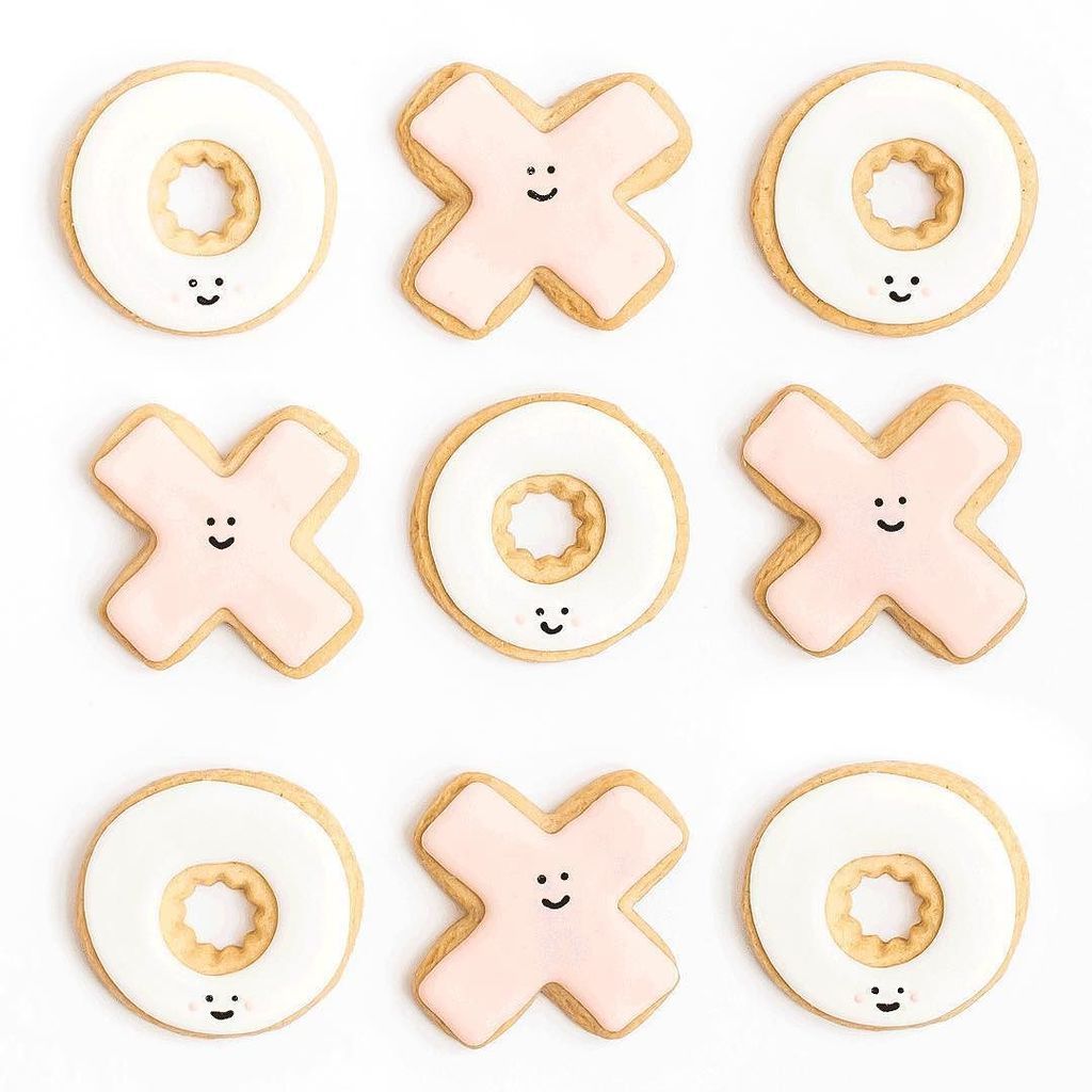 littledotco's tweet photo. All you need is love. But a little chocolate every now and then doesn't hurt. I'm spending… https://t.co/lWgKwZmGBR https://t.co/Vs7ECgnVir