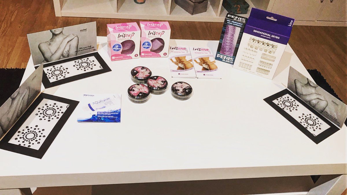 sexopositivo_'s tweet photo. #ClientasContentas con el pedido que realizaron después de la #reuniónerótica del sábado ¡A estrenarlo en #SanValentín ! https://t.co/seeRu7ibB9