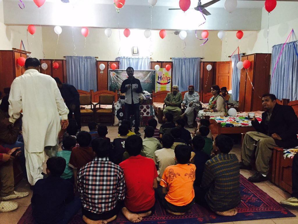 Anummlaghari's tweet photo. Team ihelp had Fun Filled Activity Today at DarulAtfal with orphan kids our theme was LOVE THOSE,WHO DESERVE TO BE LOVED ❤
Organised byiHelp https://t.co/v6nUETFA0C