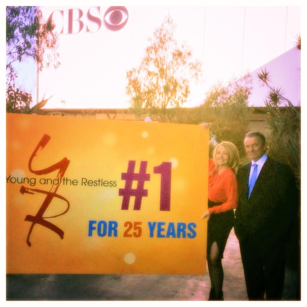 AmandaNicole047's tweet photo. @malyoung these 2 are 1 reason #YR has been # 1 for 35 years!! Bring back their romance & love back on screen! #Niktor #35yearsofNiktor https://t.co/yc4pSZx3sW