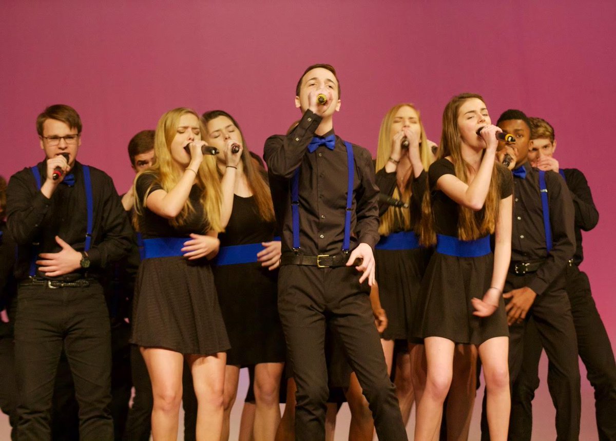 ChathamPost's tweet photo. Congrats @NHSAcapella! https://t.co/sy1TY2f9gF https://t.co/6Bv7bOjbon