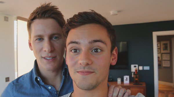 zonagayweb's tweet photo. #DustinLance y #TomDaley nos muestran su gran #amor ❤️ #zonagay #gay #pride #lgtb #love #boys #LoveisLove ➡️https://t.co/3lM6UDHQTm https://t.co/Mv6P3S71fp